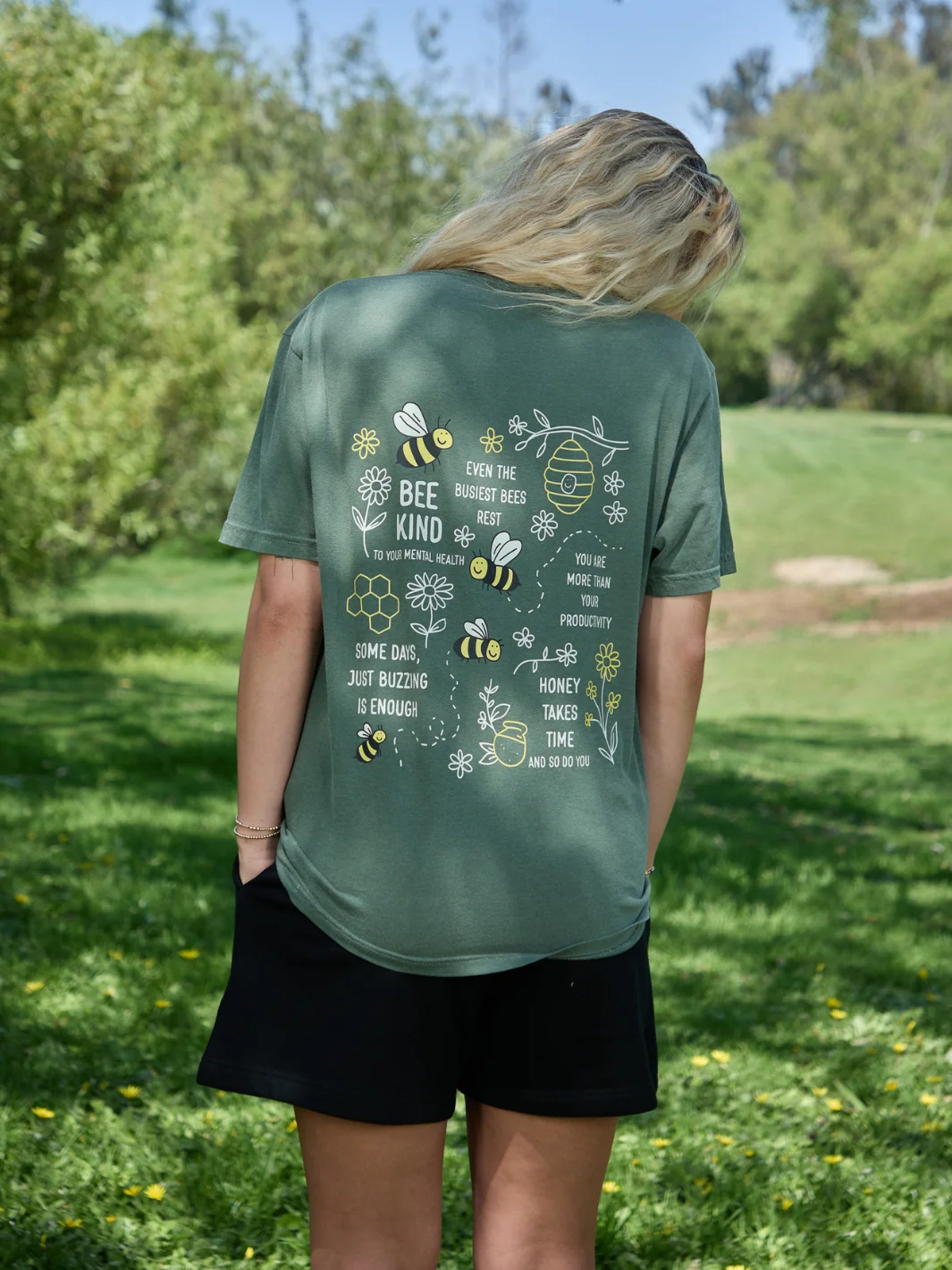 Bee Kind T-Shirt - Image 6